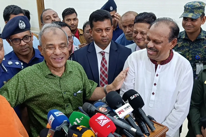 এবারের পূজায় সাম্প্রদায়িক সম্প্রীতির বন্ধন আরও বেশি উন্নত হবে: স্বরাষ্ট্র উপদেষ্টা