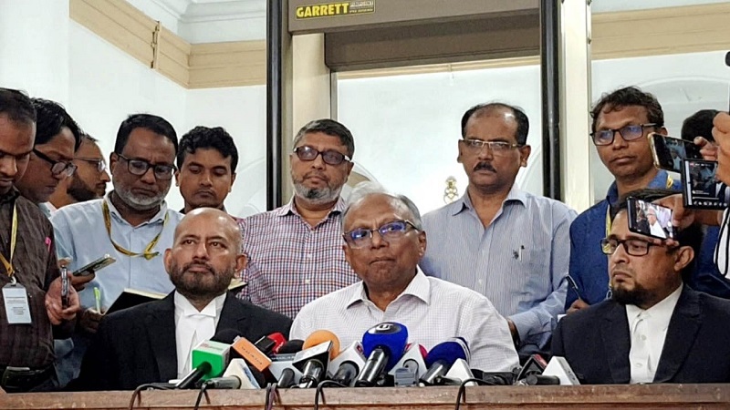 হাসিনার পরিকল্পনায় আদালতকে ব্যবহার করে খালেদা জিয়াকে বাড়ি থেকে উচ্ছেদ