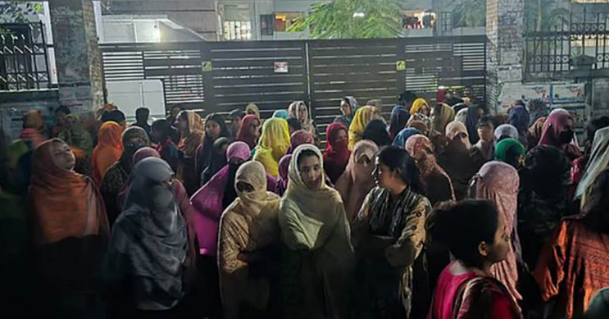 রাজশাহী বিশ্ববিদ্যালয়ের ছাত্রীদের নিয়ে আপত্তিকর মন্তব্য, ছাত্রদল নেতার বিরুদ্ধে বিক্ষোভ