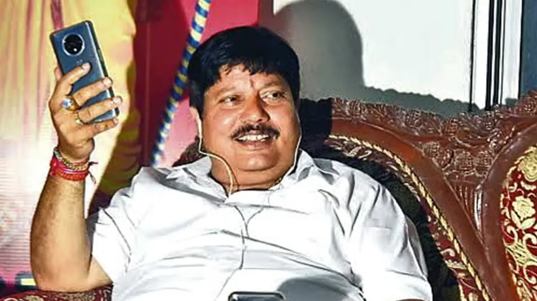 ভারতে জেন-জি স্টাইলে অভ্যুত্থানের ডাক বিজেপি নেতার