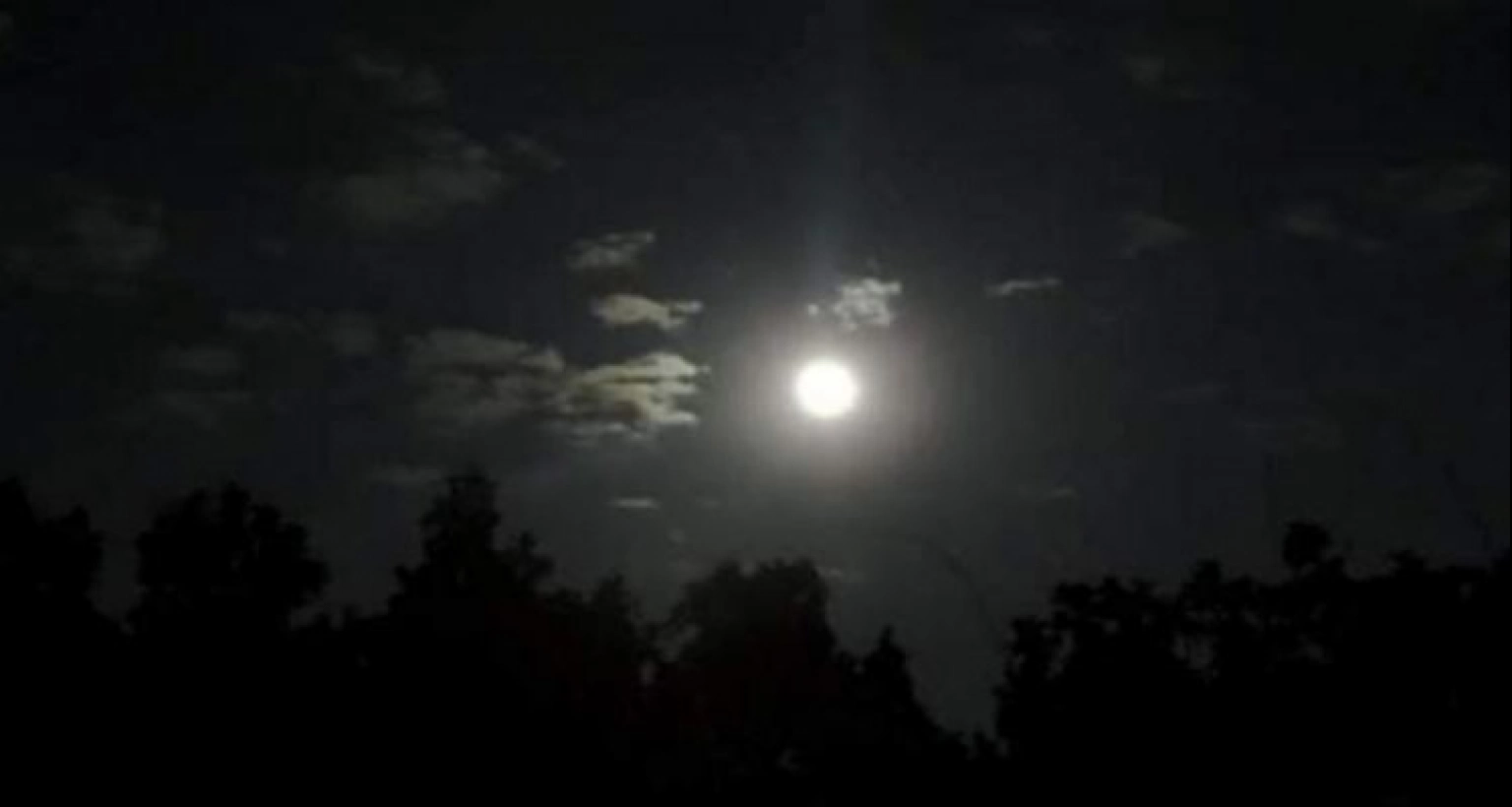 এবার দিনের বেলায় অন্ধকার নেমে আসবে যেদিন