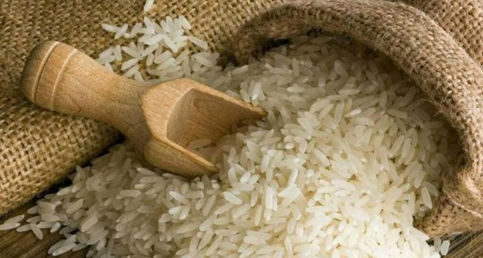 সব ধরনের চালের দাম কমলো বস্তাপ্রতি ৩০০ টাকা পর্যন্ত