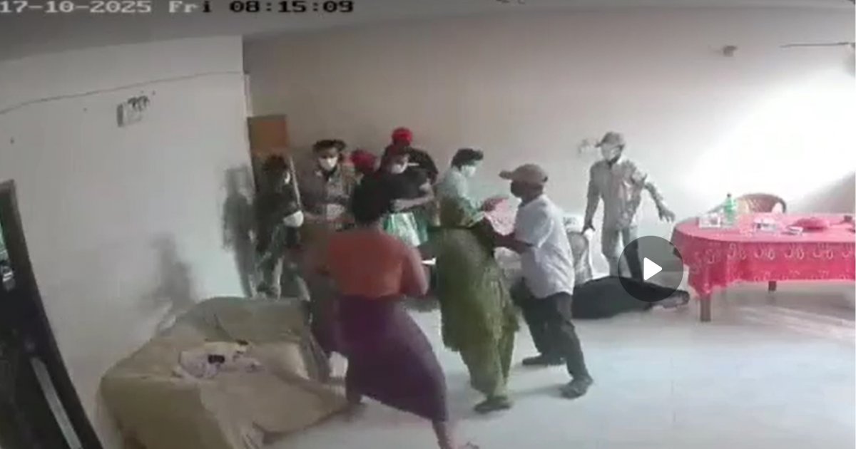 মোহাম্মদপুরে পুলিশ পরিচয়ে বাসায় ঢুকে লুটপাটের অভিযোগ