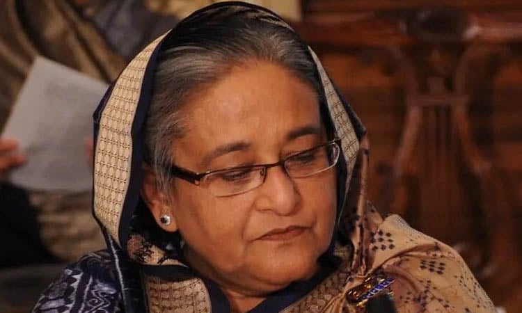 রাষ্ট্রদ্রোহ মামলায় শেখ হাসিনাসহ ২৬১ পলাতক আসামির বিরুদ্ধে পত্রিকায় বিজ্ঞপ্তি