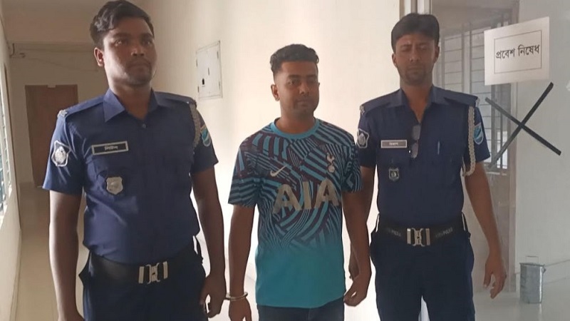 পুলিশের ওপর হামলা করা সেই ছাত্রলীগ নেতা গ্রেফতার