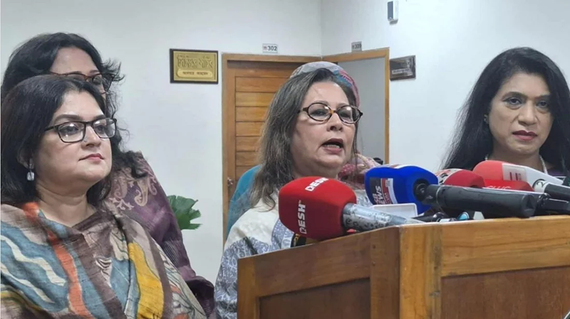 সংসদের অর্ধেক আসন নারীদের জন্য বরাদ্দ দিতে হবে: নারী নেত্রীরা