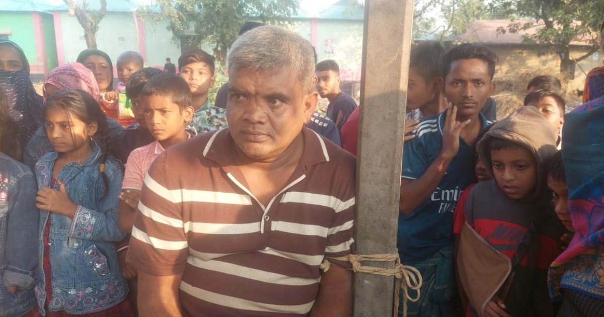 ঘোড়ার মাংসসহ জনতার হাতে মাংসবিক্রেতা আটক