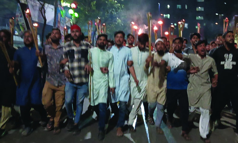 ‘জয় বাংলা’ স্লোগান দিয়ে এনসিপির মিছিল থেকে পালিয়ে গেল যুবক