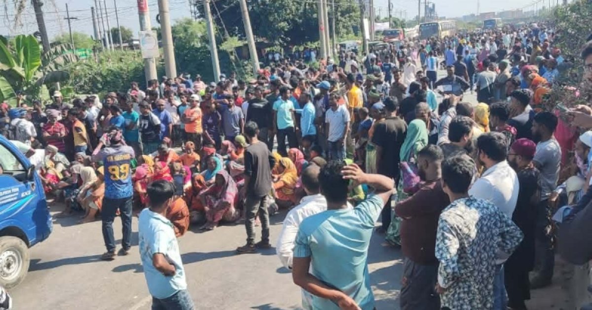 ২ ঘণ্টা পর ঢাকা-আরিচা মহাসড়ক থেকে অবরোধ প্রত্যাহার