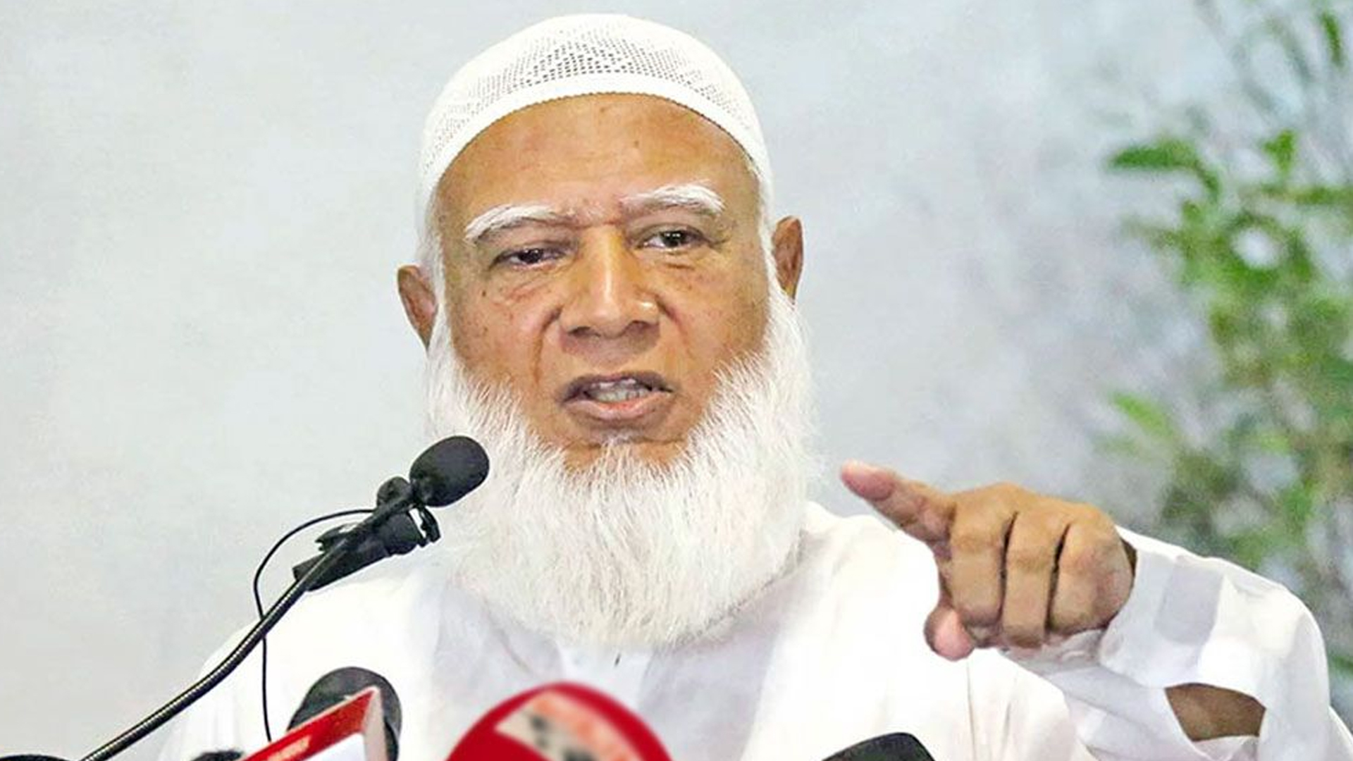 আলেম-ওলামাদের নিয়ে অশোভন মন্তব্য না করার আহ্বান জামায়াত আমিরের