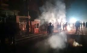যবিপ্রবি এলাকায় ছাত্রীকে উত্ত্যক্ত করার ঘটনার জেরে শিক্ষার্থী ও এলাকাবাসীর মধ্যে সংঘর্ষ