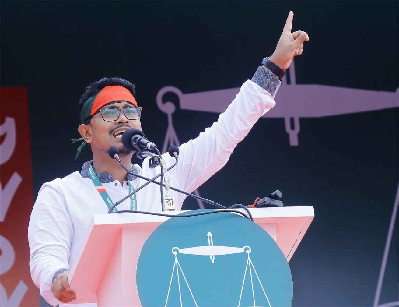 বিতাড়িত ছাত্রলীগের সন্ত্রাসীদের শক্তি রুখতে মাঠে থাকবে ডাকসু: সাদিক কায়েম