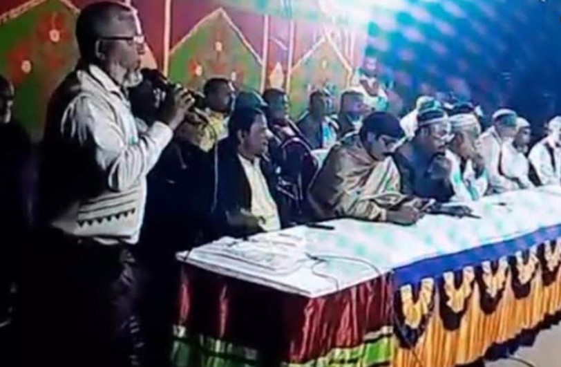চাকরিবিধি উপেক্ষা করে ধানের শীষে ভোট চাইলেন সরকারি বিদ্যালয়ের প্রধান শিক্ষক