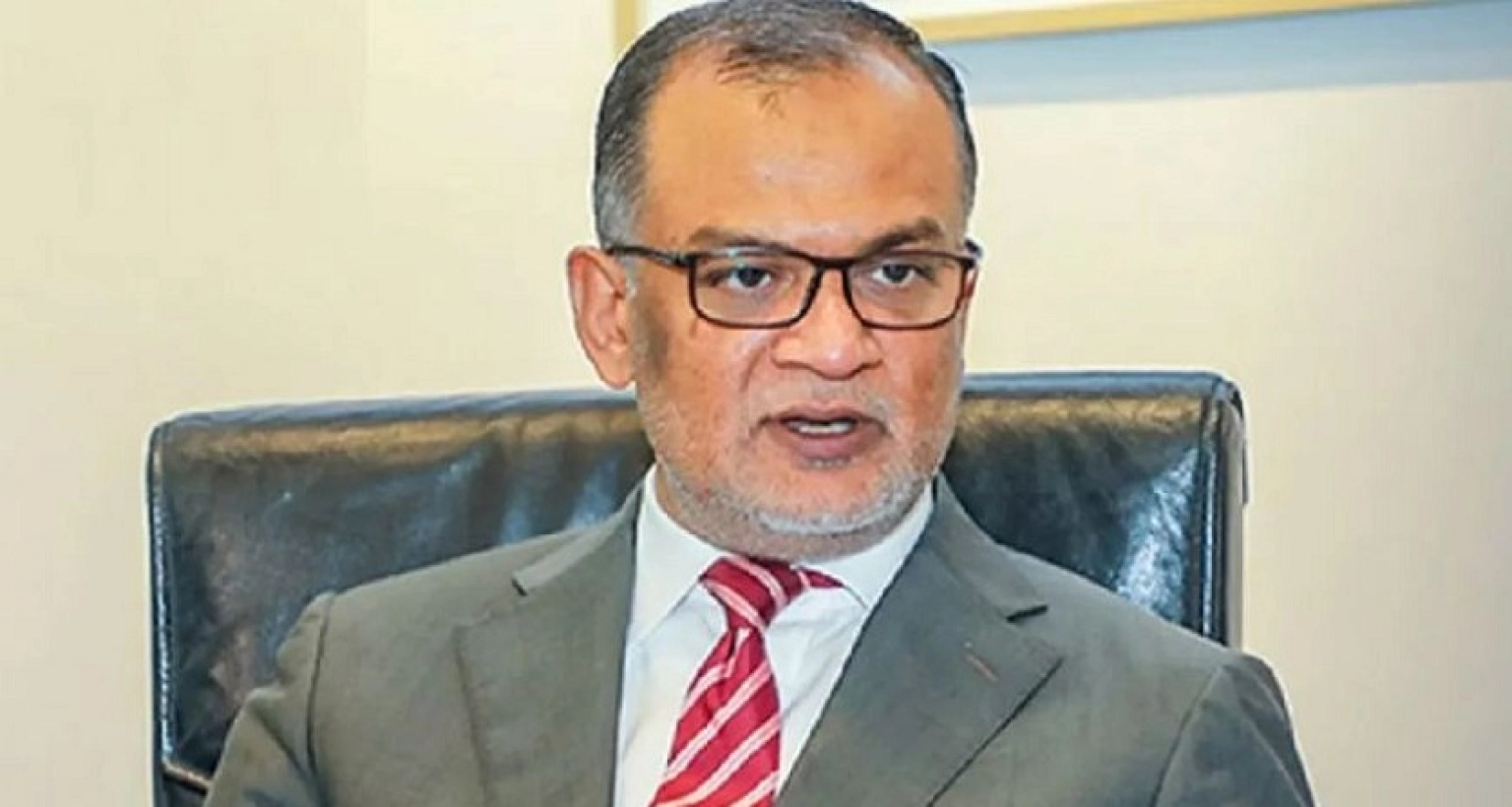 ভোজ্যতেলের দাম বাড়ানো নিয়ে যা জানালেন বাণিজ্য উপদেষ্টা