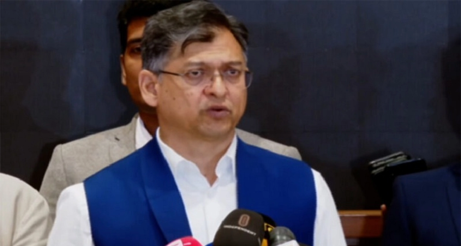 ভারতীয় হাইকমিশনারকে বলেছি ‘সীমান্ত হত্যা’ যেন শুনতে না হয় : স্বরাষ্ট্রমন্ত্রী