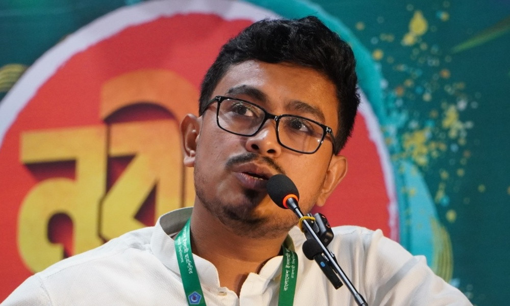 হাদি ভাই গুলিবিদ্ধ হওয়ার পর যে পোস্টটি দিয়েছিলাম, সেটিতে শব্দচয়ন নিয়ে ভুল বোঝাবুঝির জন্য আমি দুঃখিত