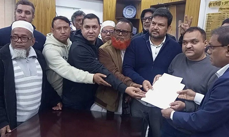 দিনাজপুর-৩ আসনে খালেদা জিয়ার পক্ষে মনোনয়নপত্র সংগ্রহ