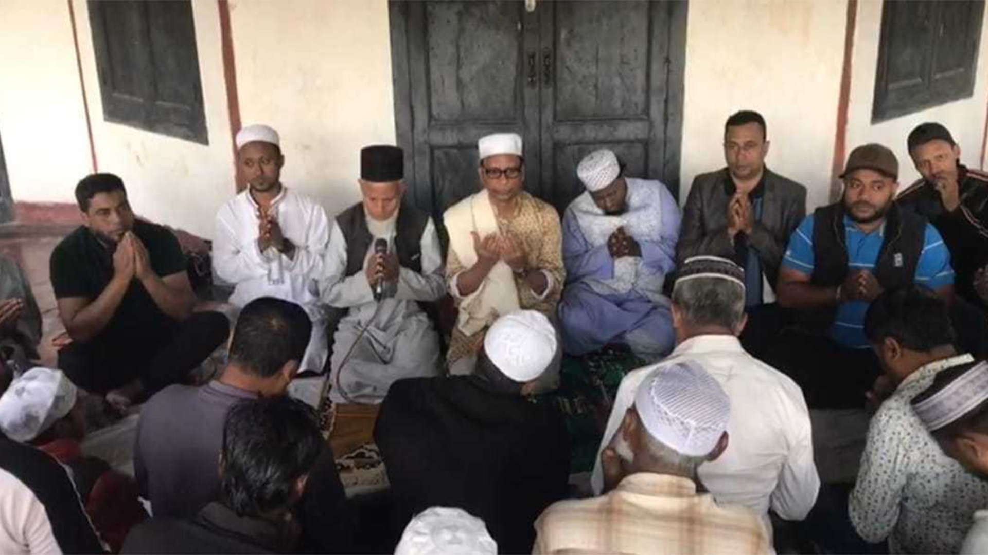 জুবাইদা রহমানের গ্রামের বাড়িতে খালেদা জিয়ার সুস্থতা কামনায় দোয়া মাহফিল