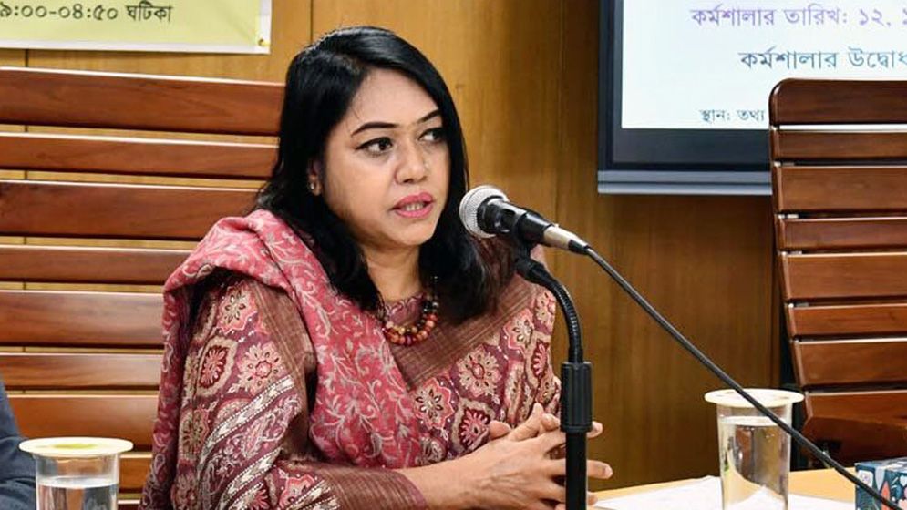 জনগণকে হ্যা-না ভোটের বিষয়টি বোঝানো বড় চ্যালেঞ্জ: তথ্য সচিব