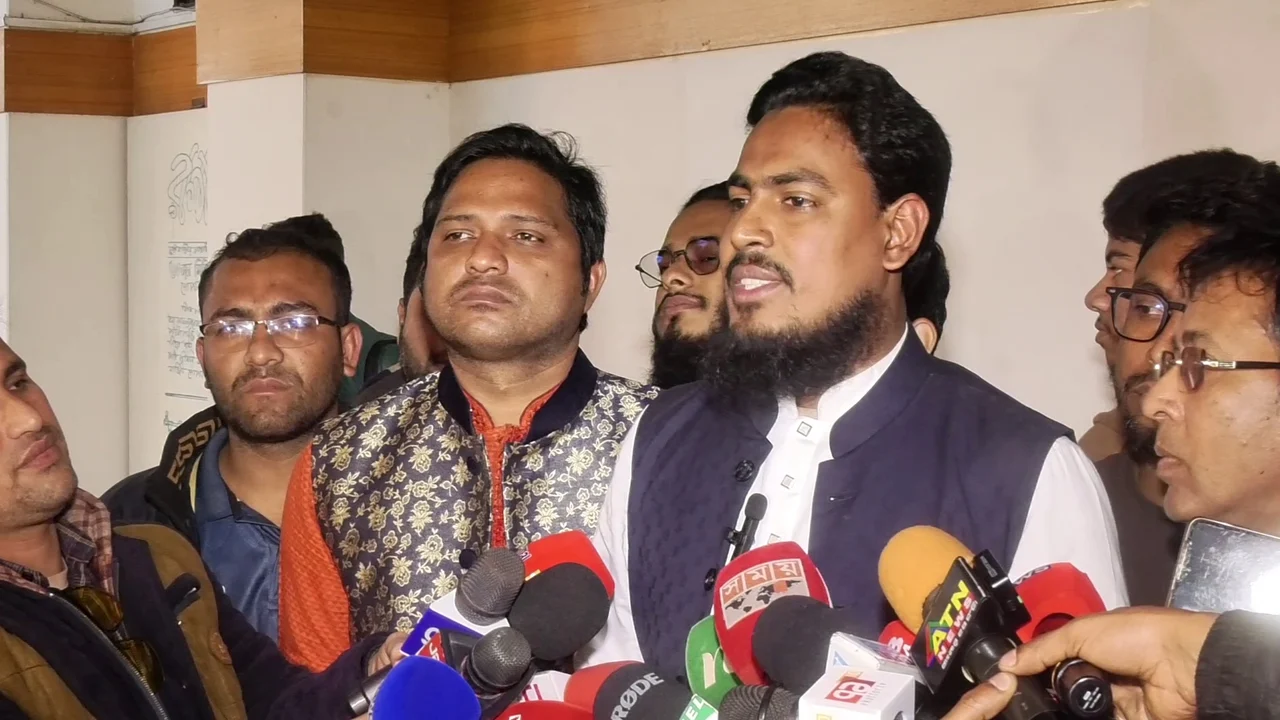 জাতীয় পার্টিকে আগামী নির্বাচনে অযোগ্য ঘোষণার দাবি আখতার হোসেনের