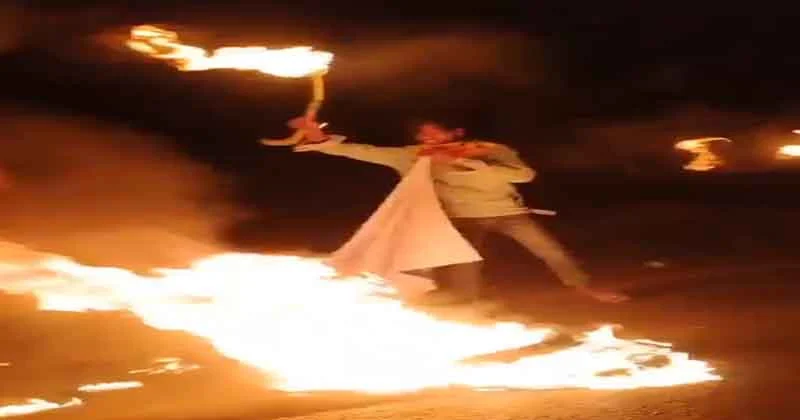 জয় বাংলা স্লোগান দিয়ে নাশকতার চেষ্টা, ধাওয়া খেয়ে মোটরসাইকেল রেখে পালালেন আওয়ামী লীগ নেতা