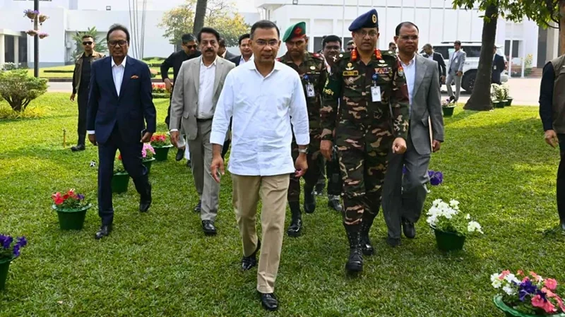 প্রথমবারের মতো প্রধানমন্ত্রীর কার্যালয়ে অফিস করছেন তারেক রহমান