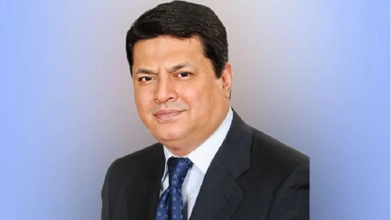 আ. লীগ নেতাদের ফুলেল শুভেচ্ছায় সিক্ত গণপূর্তমন্ত্রী