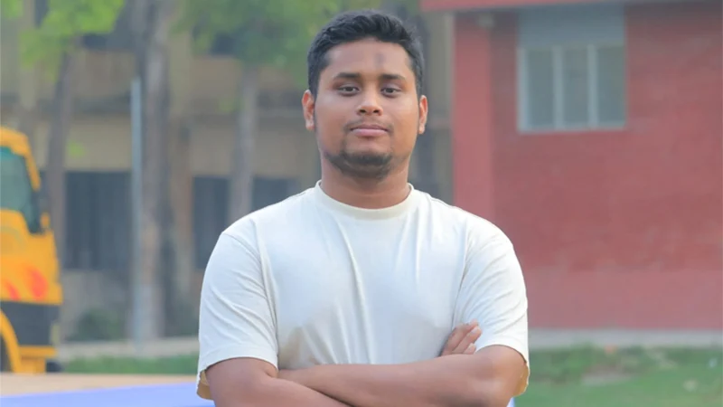 বিদ্যুৎ সংকটের জন্য সরকারের ‘অব্যবস্থাপনা’কে দায়ী করলেন হাসনাত আব্দুল্লাহ