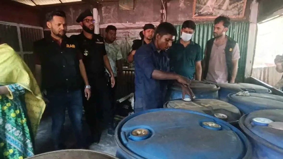ব্রাহ্মণবাড়িয়ায় ১০ হাজার লিটার জ্বালানি তেল জব্দ