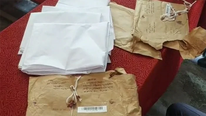 দুই শিক্ষকের নামে কাফনের কাপড় পাঠানোয় আতঙ্ক