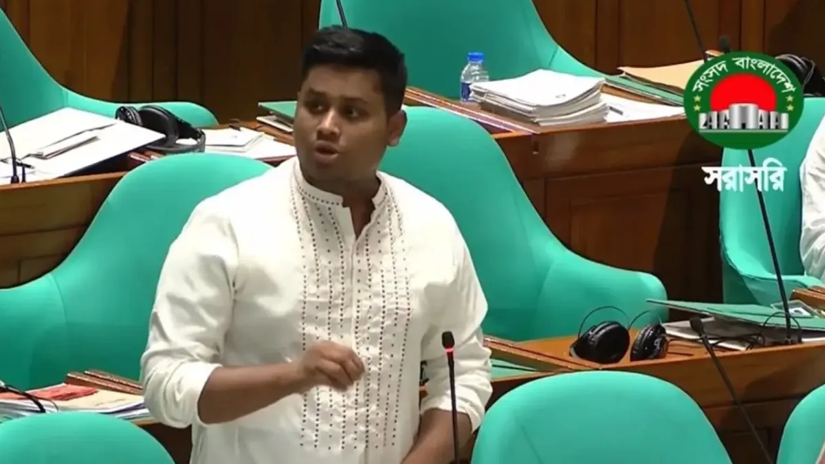 উপজেলায় অফিস পেয়ে এবার সরকারের কাছে গাড়ি চাইলেন হাসনাত আব্দুল্লাহ