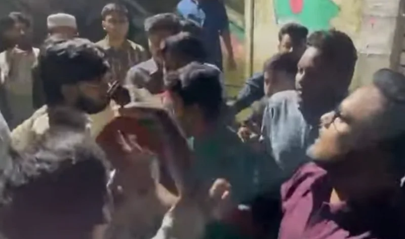 ঢাবির আবাসিক হলে দ্বন্দ্বে জড়ালো ছাত্রদল-শিবির