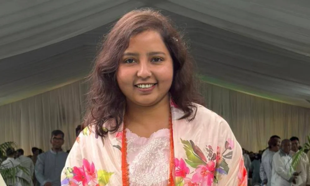 তালা ভাঙলেই বিপ্লবী হওয়া যায় না, এই মেয়েদের কেউ বোঝান: এমপি মানসুরা
