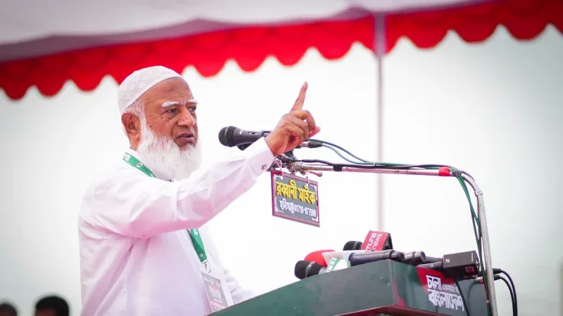 জনগণের নিরাপত্তা উপেক্ষা করে সরকারের কোনো কর্মসূচিই সফল হওয়ার সম্ভাবনা নেই: জামায়াত আমির
