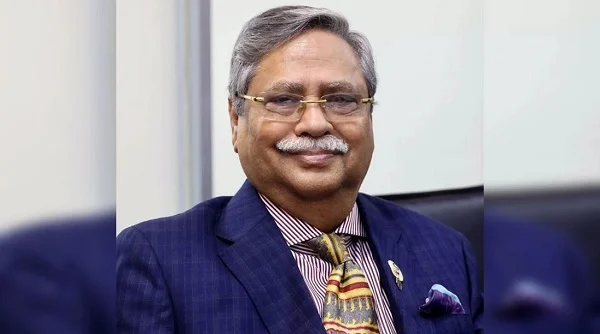 লন্ডনে চিকিৎসার জন্য গিয়ে শপিংয়ে ব্যস্ত ‘অসুস্থ’ রাষ্ট্রপতি