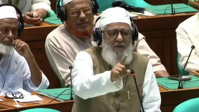 স্বরাষ্ট্রমন্ত্রীকে ‘হাল জামানার মুফতি’ বললেন জামায়াতের এমপি শাহজাহান চৌধুরী