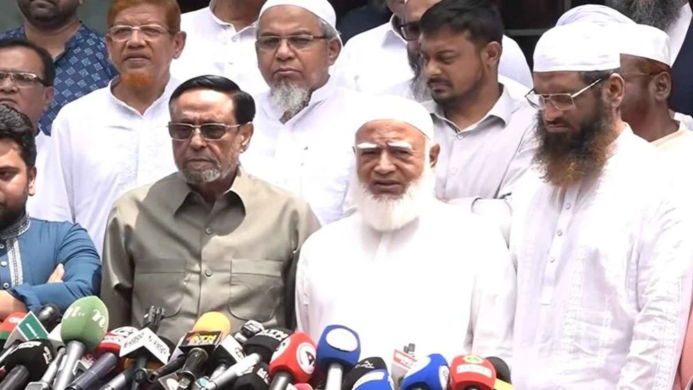 সর্বক্ষেত্রে রাজনীতি স্বচ্ছ ও প্রতিদ্বন্দ্বিতামূলক হওয়া উচিত: জামায়াত আমির