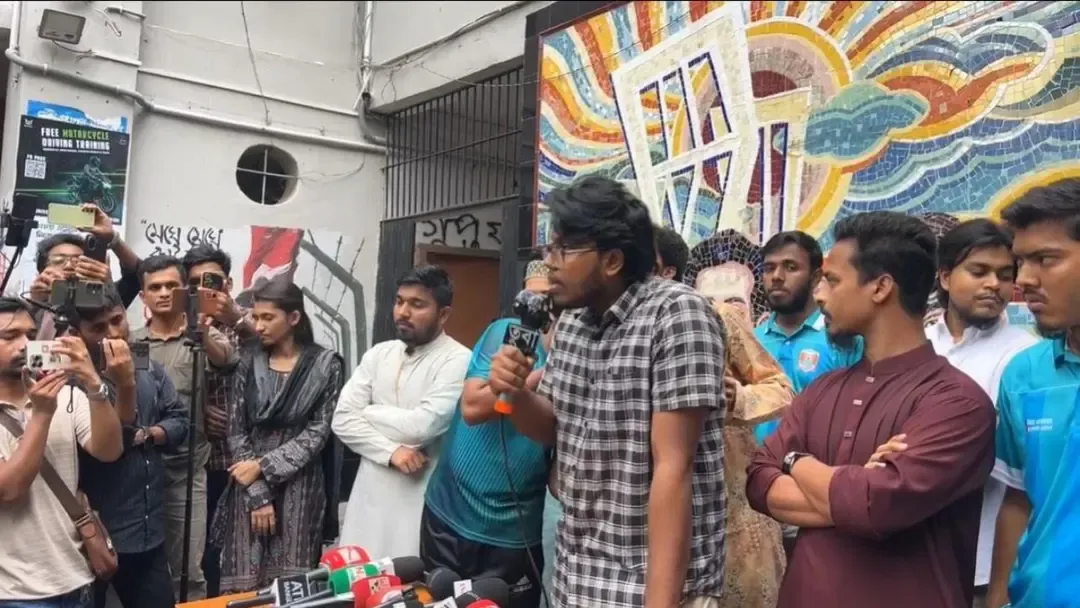 ‘জনগণকে আশরাফুল ভাবা বন্ধ করেন’, শিক্ষামন্ত্রীকে ডাকসু নেতা জুবায়ের