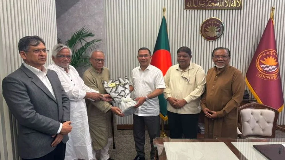 প্রধানমন্ত্রীর সঙ্গে বিএনপির স্থায়ী কমিটির নতুন ৪ সদস্যের সাক্ষাৎ