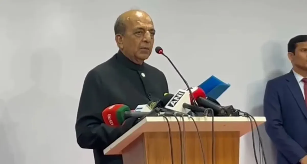 বাংলাদেশের প্রধানমন্ত্রীর ভারত সফরের জন্য নয়াদিল্লি অপেক্ষা করছে : দীনেশ ত্রিবেদী